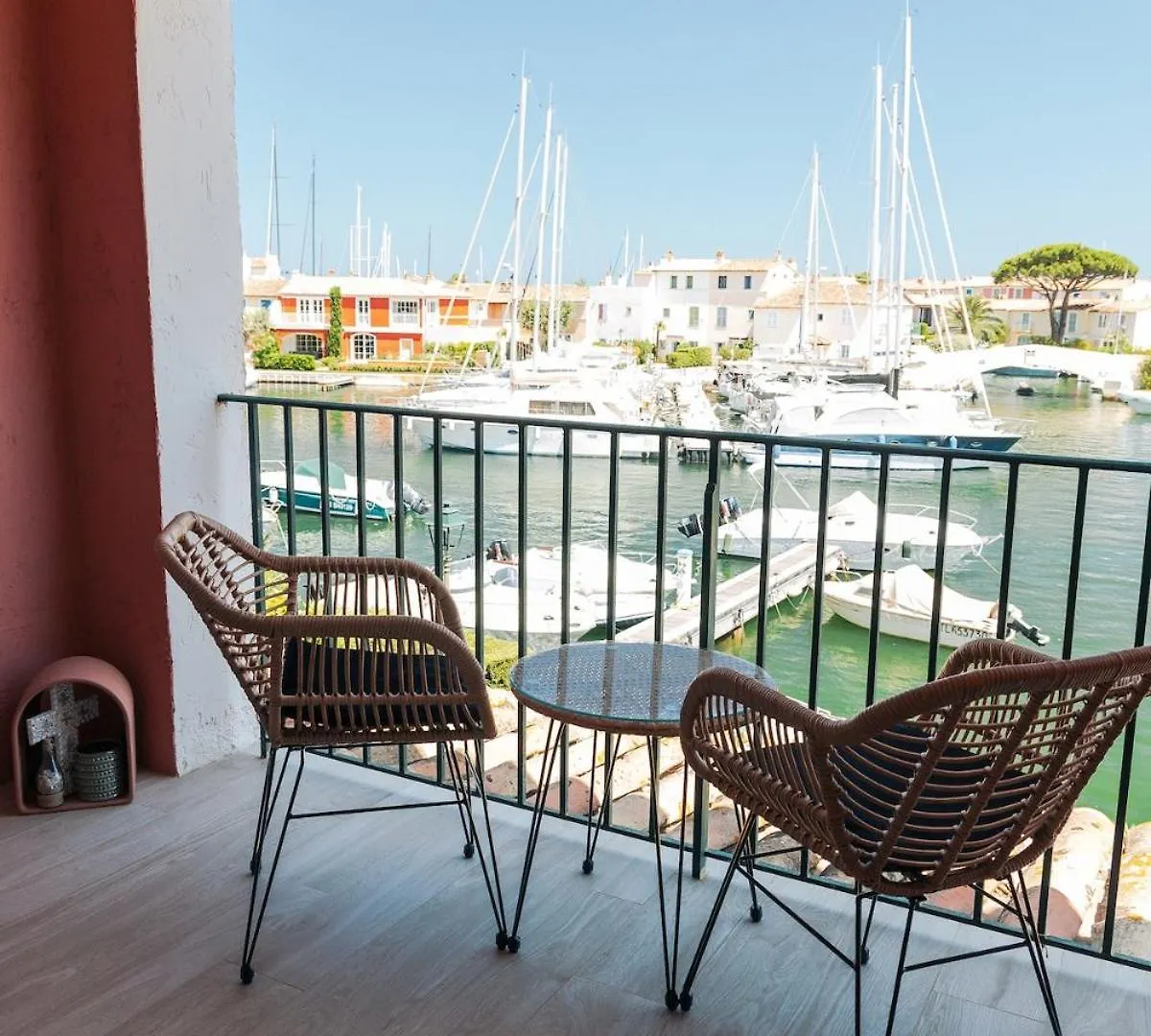 Studio Terracotta With A View Grimaud